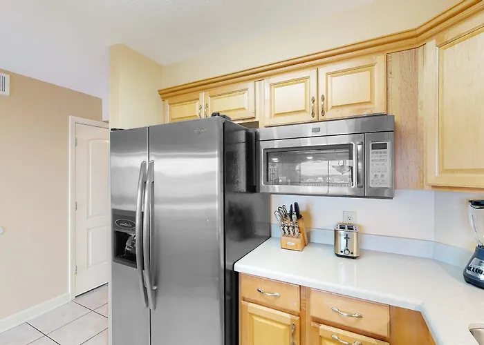 Holiday home 6th-floor Waterfront With Pool & Balcony - Snowbird-friendly Gulf Shores