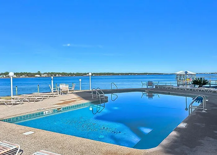 Holiday home 6th-floor Waterfront With Pool & Balcony - Snowbird-friendly Gulf Shores